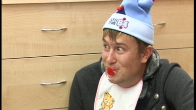 Веселые малыши в веселом малыше